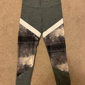Adidas leggings